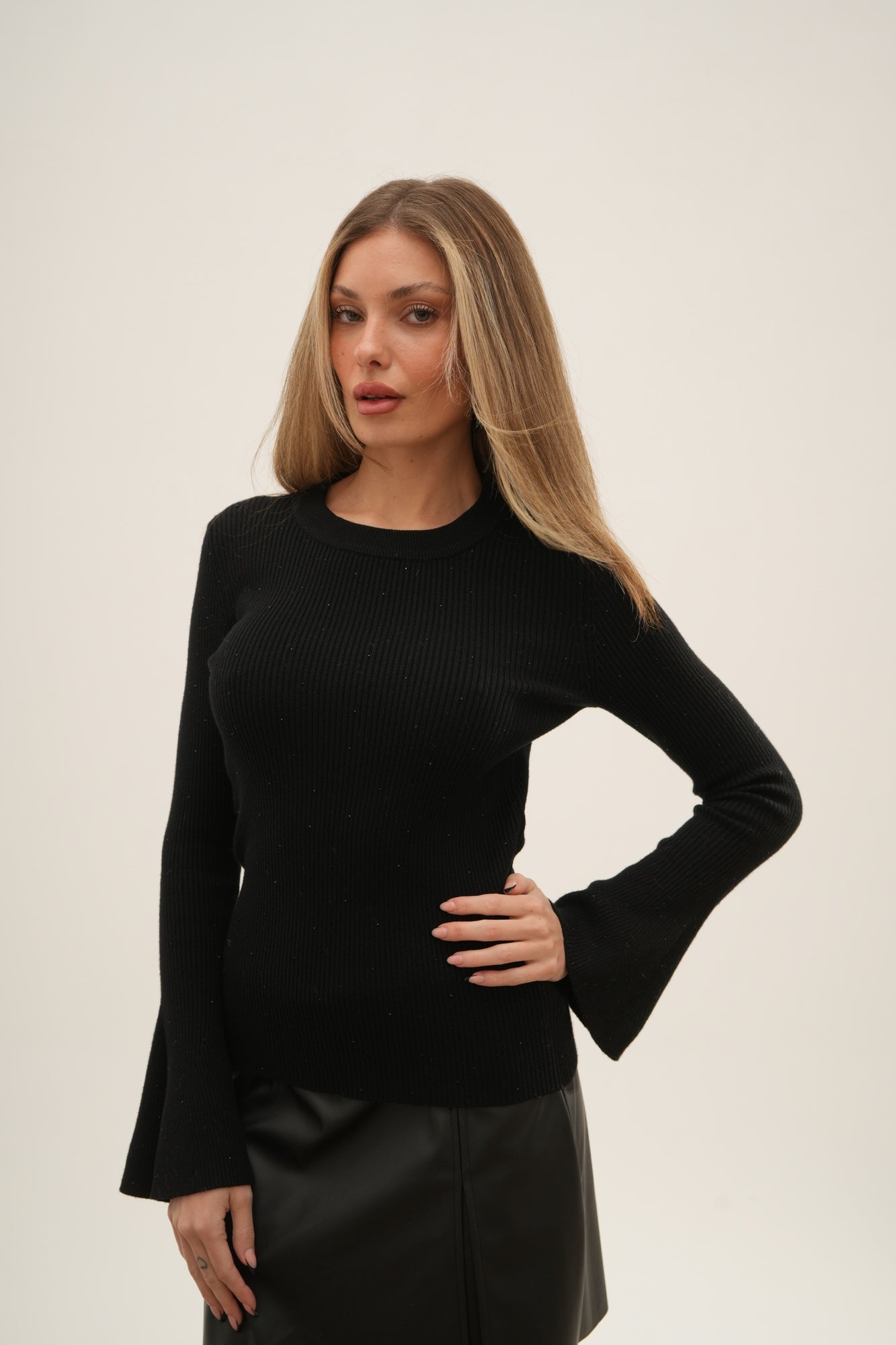 SWEATER BODY