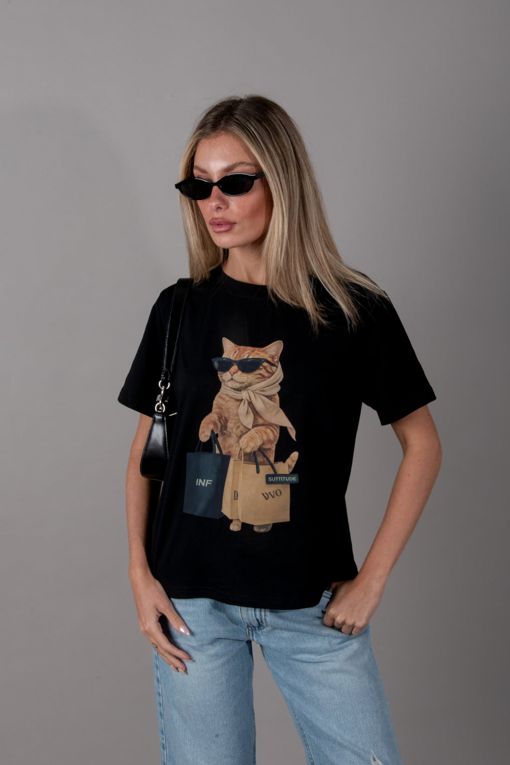 REMERA KITTEN
