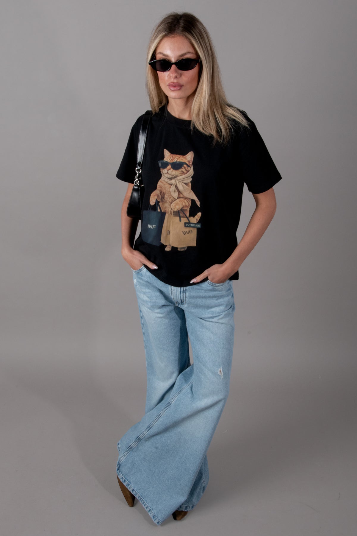 REMERA KITTEN