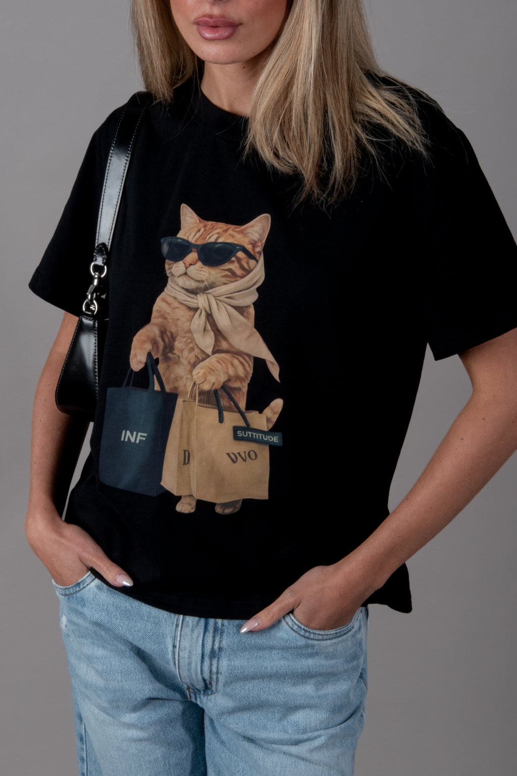 REMERA KITTEN