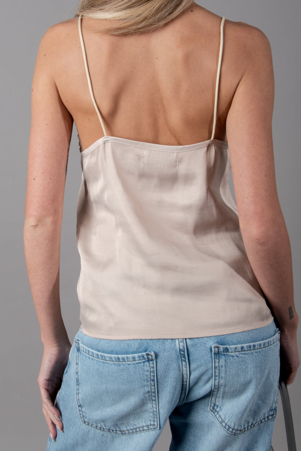 BLUSA AKIRA