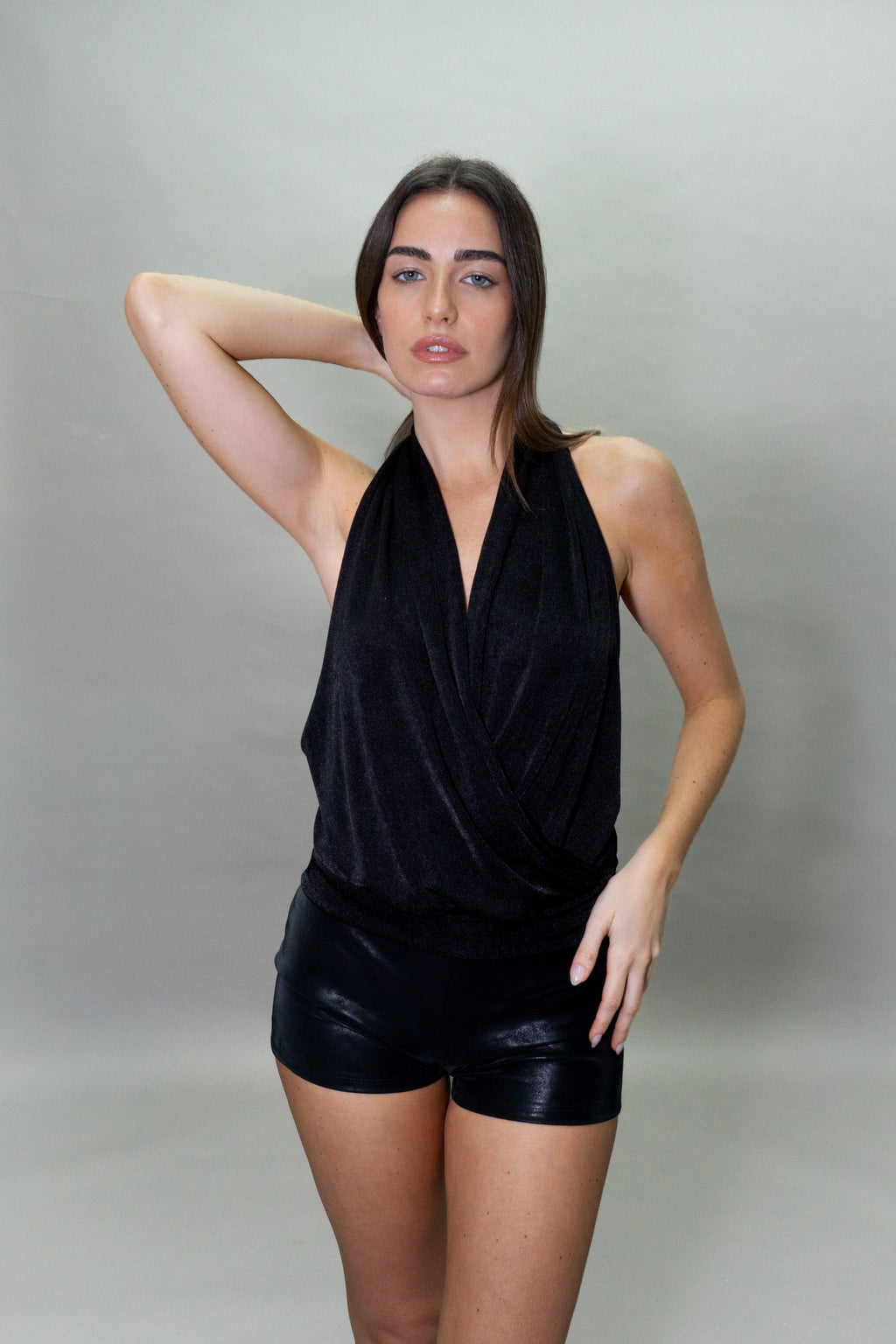 SHORT BLACK