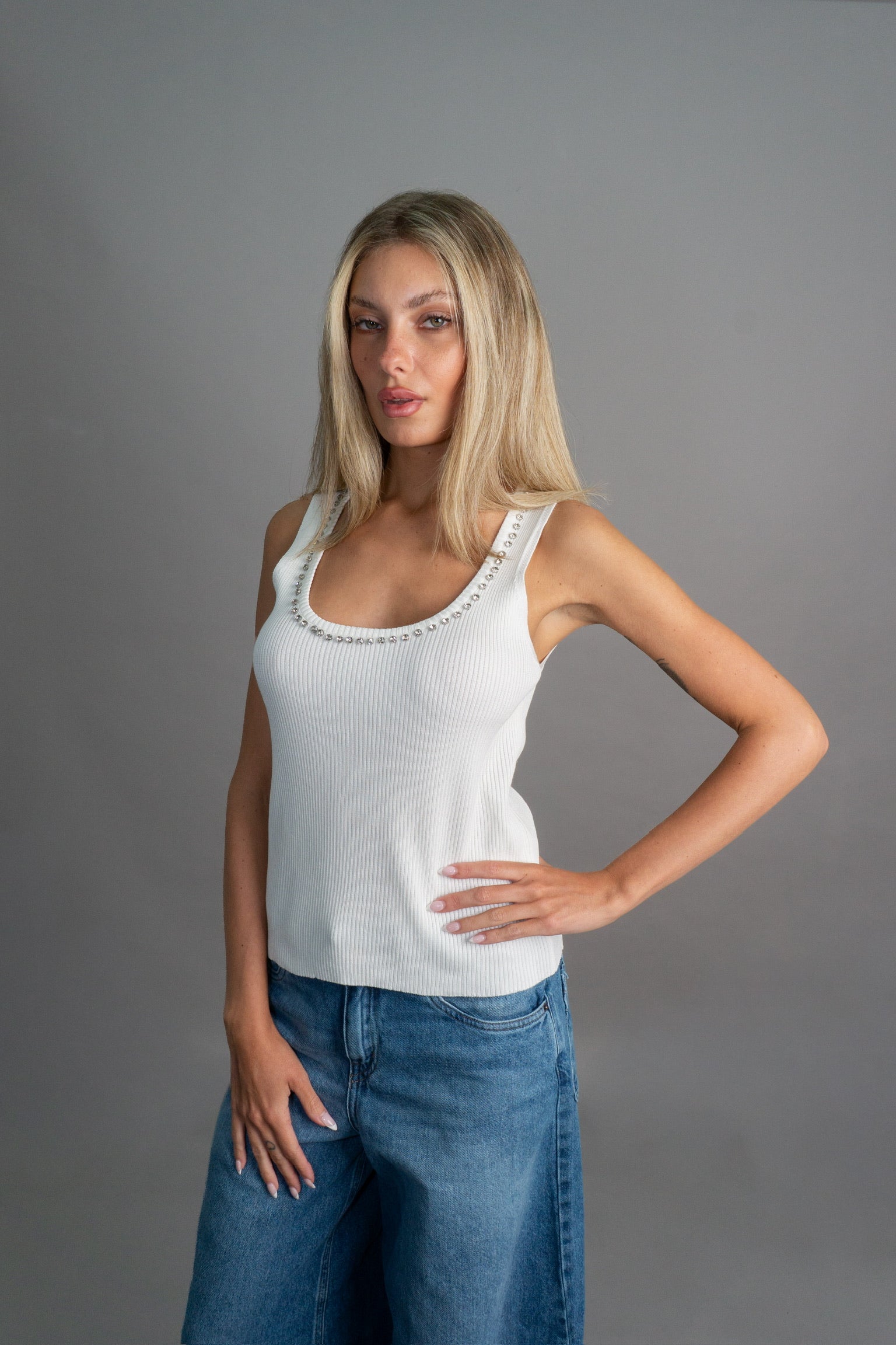 REMERA NINA