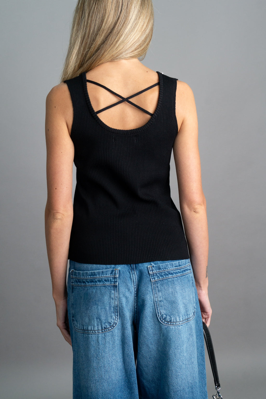 REMERA NINA