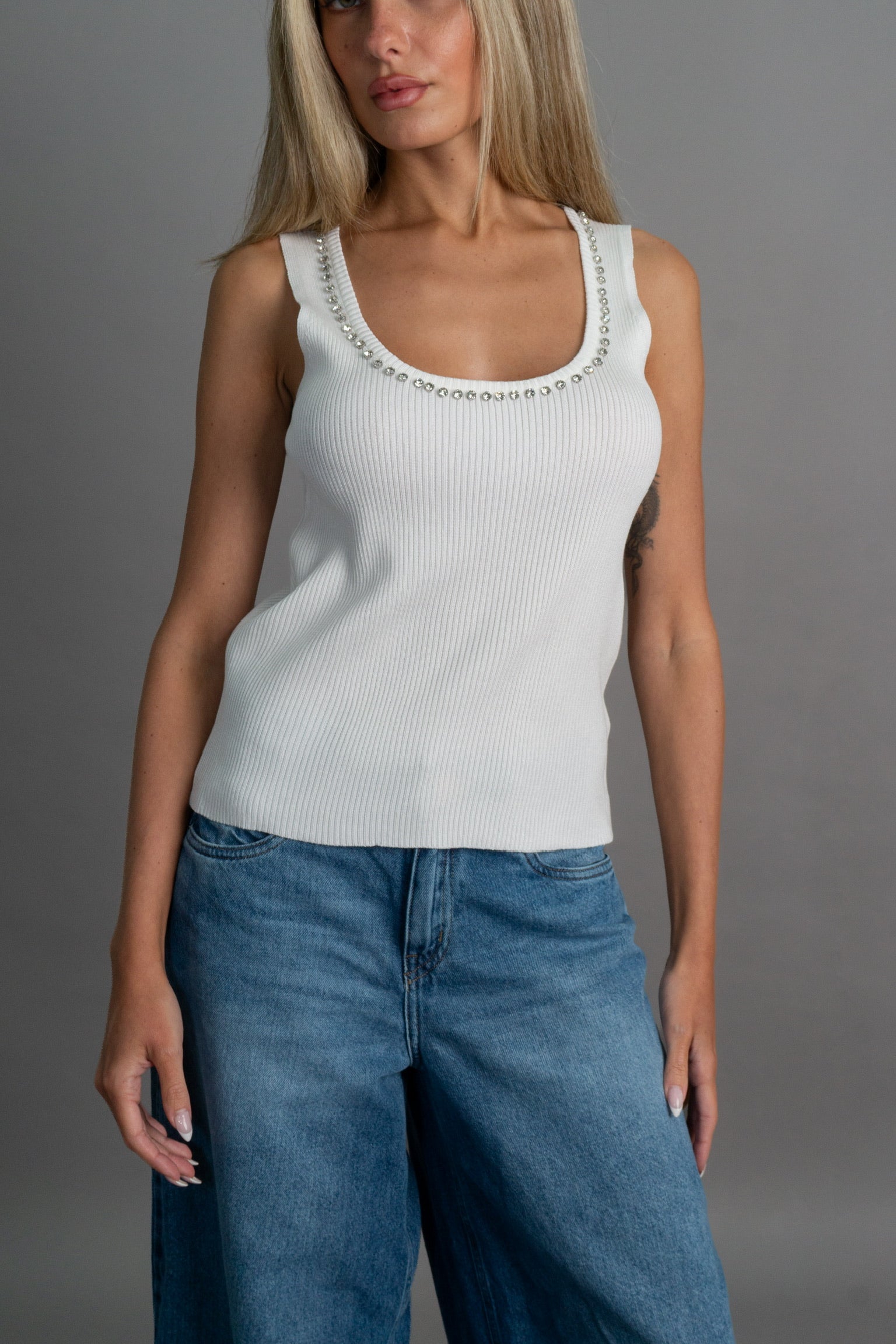 REMERA NINA