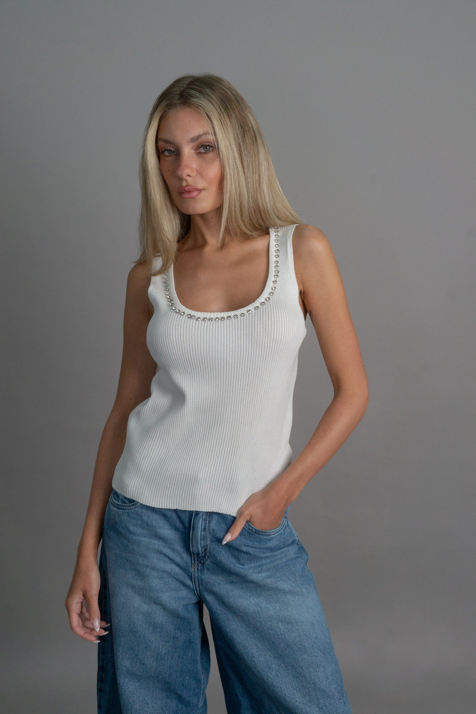 REMERA NINA
