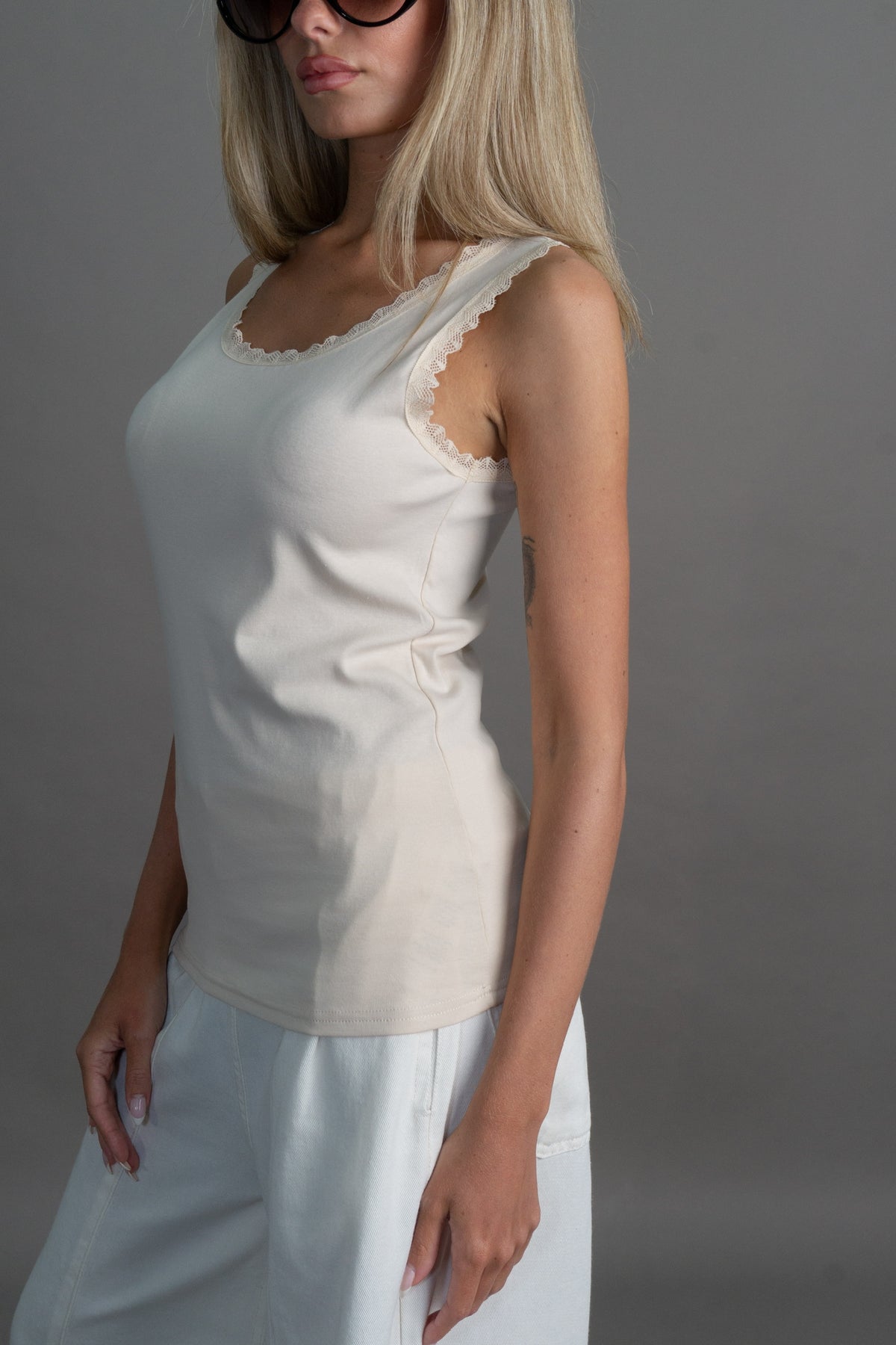 REMERA CLASSY