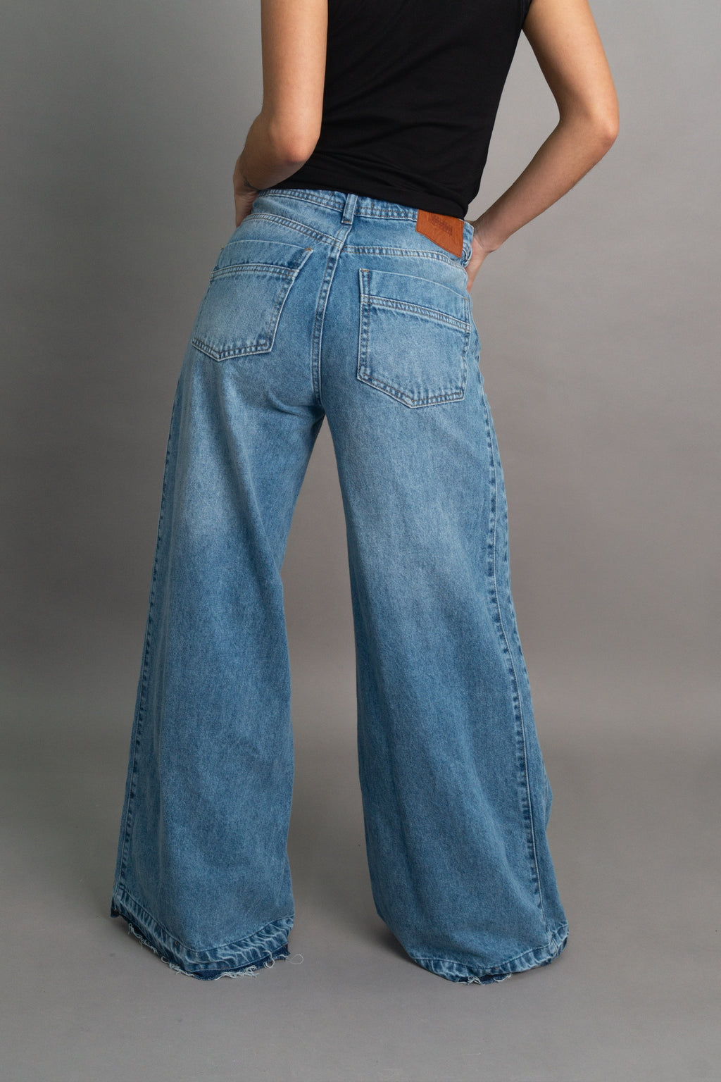 JEAN SUMMER