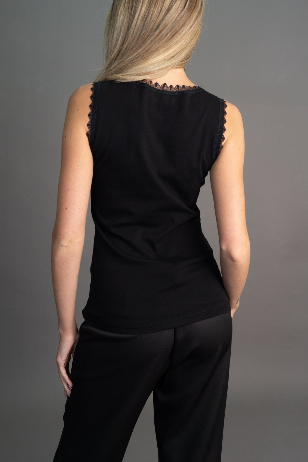 MUSCULOSA BETT
