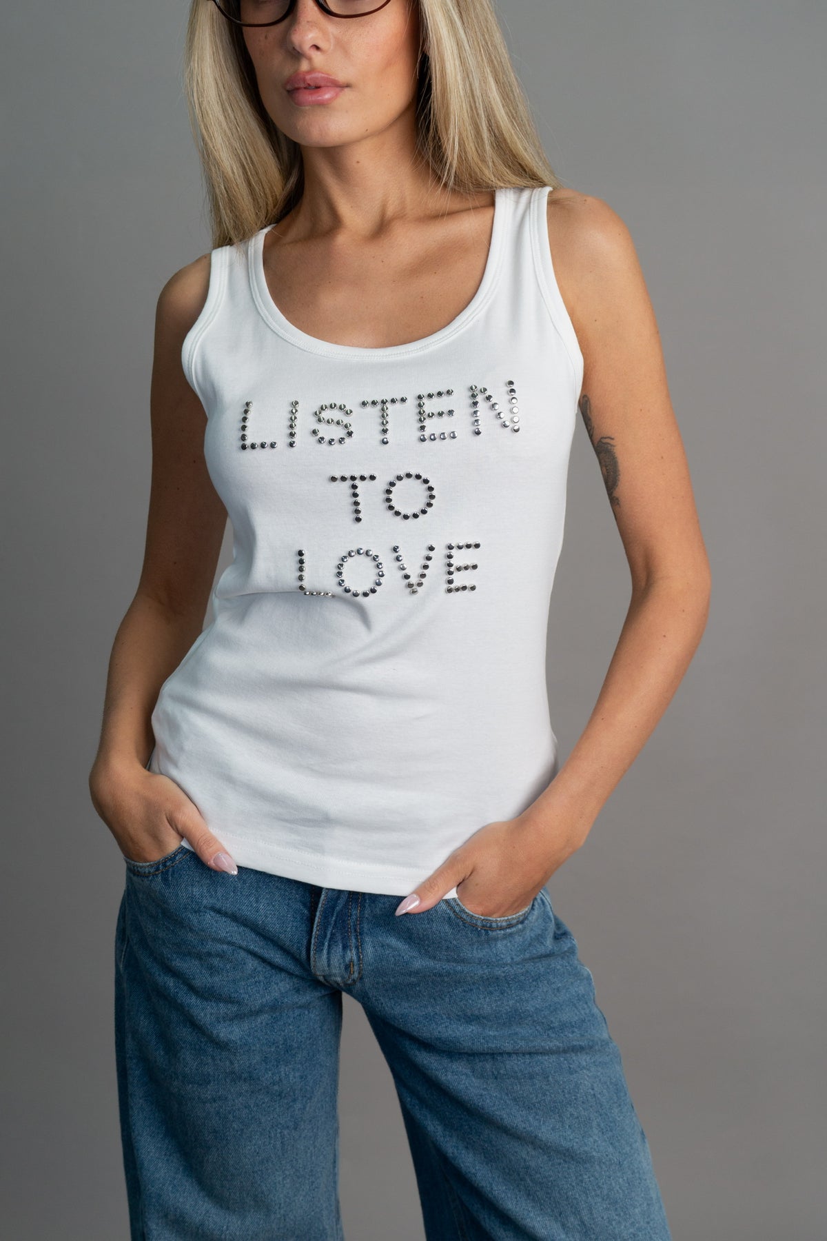 MUSCULOSA LISTEN TO LOVE